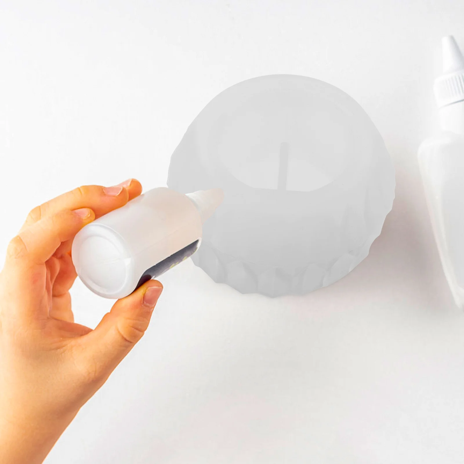 

Creative Silicone Holder Mold Reusable Epoxy Resin Decorative Diy Crafts Desktop Molds Round Candlestick Molds For Art