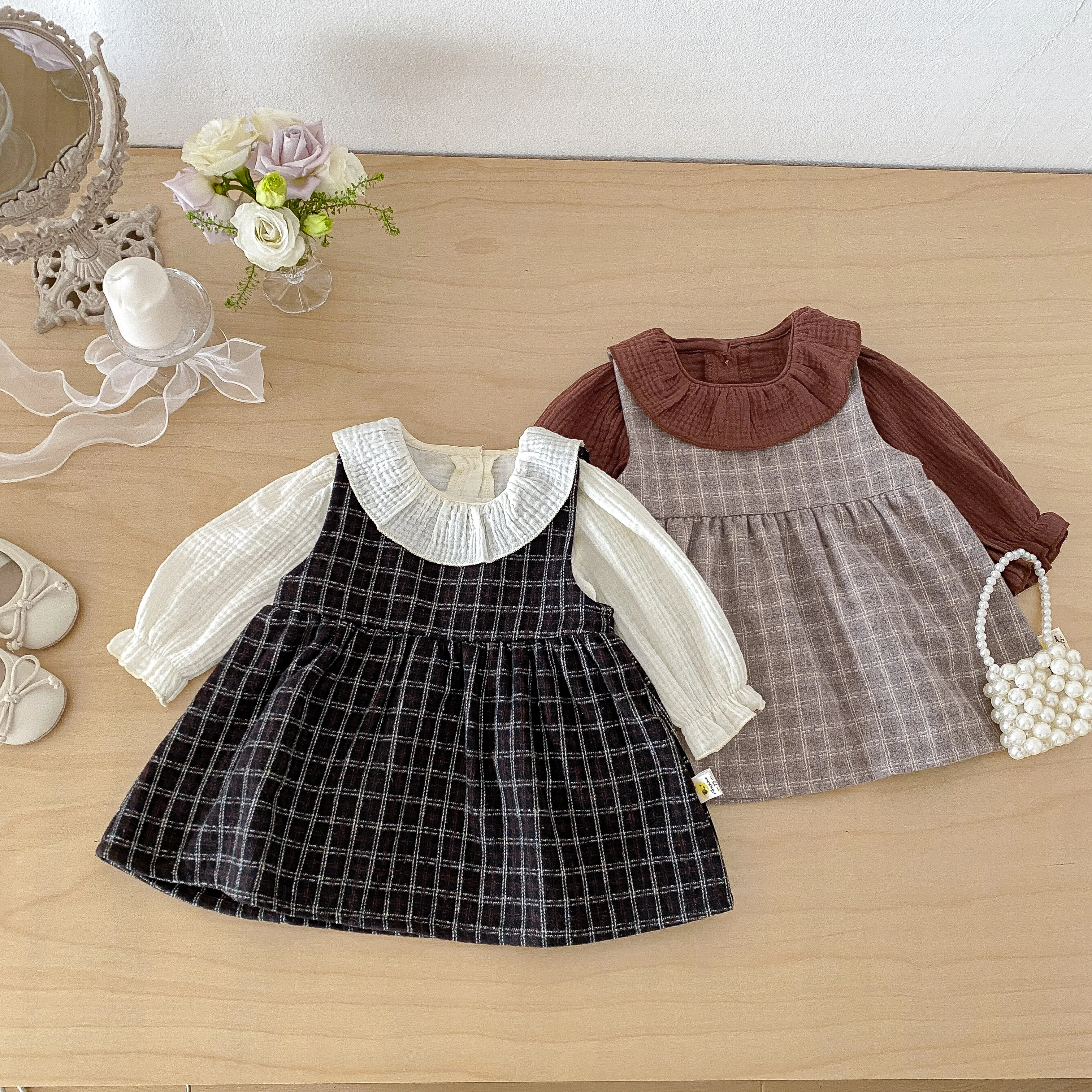 Trendy and Stylish Spring and Autumn Chanel-Style Vest Dress for Girls, a Cute Half-Skirt for Little Girls