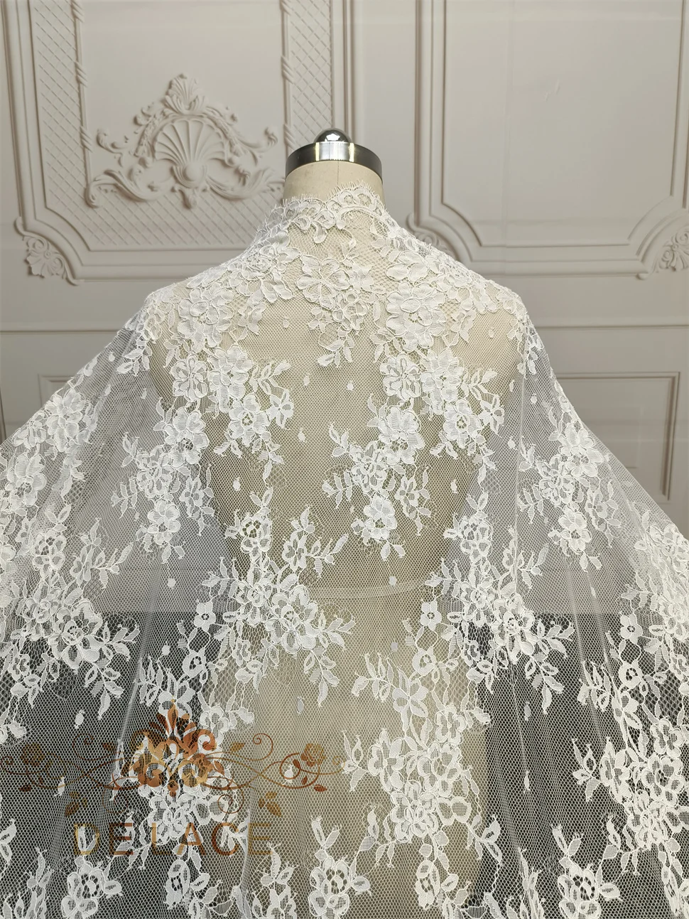 Delicate Eyelash Chantilly Lace French Floral Embroidered Lace With Coeded Wedding Dresses Lace Fabric