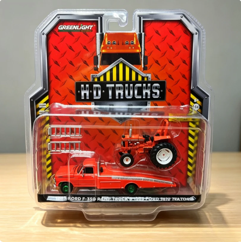1: 64 1969 Ford F-350 Ramp Truck&1985 Ford 5610 Tractor Green Edition Collection of car models
