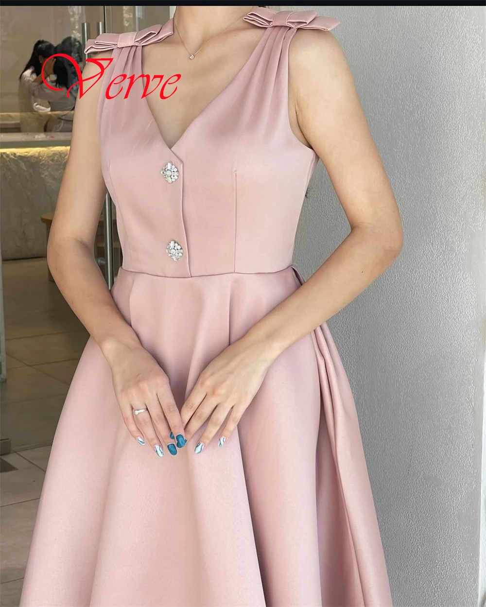 Customized High Quality Pink Jersey Evening Dress Exquisite V-Neck Butterfly Sleeves Sleeveless Crystal Special Occasion Gowns