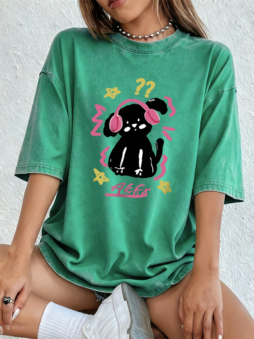 

The Little Dog Wearing Pink Headphones Cotton Washed T-Shirt Women Oversize Tops Street Distressed O-Neck T Shirt Summer Clothes