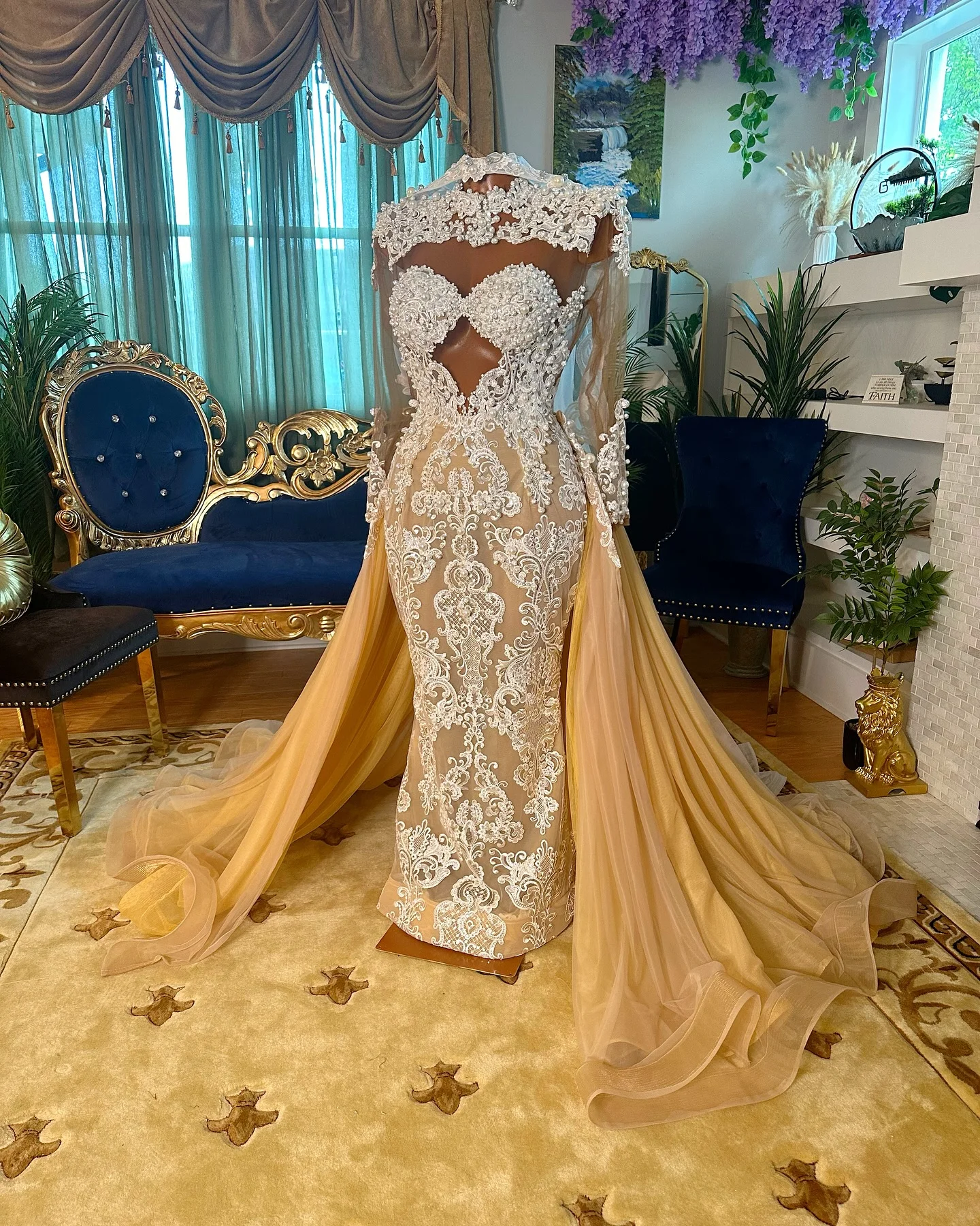 

Champagne Mermaid Wedding Dresses for Black Bride 2025 High Neck Long Sleeve Lace Appliques Detachable Train Pearls Bridal Gowns