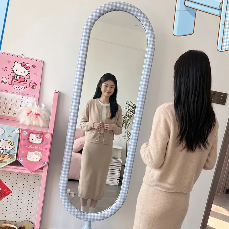 Standing Full Body Mirror Modern Girls Aesthetic Makeup Long Oval Funky Mirror Accessories Luxury Espelhos Home Decorations