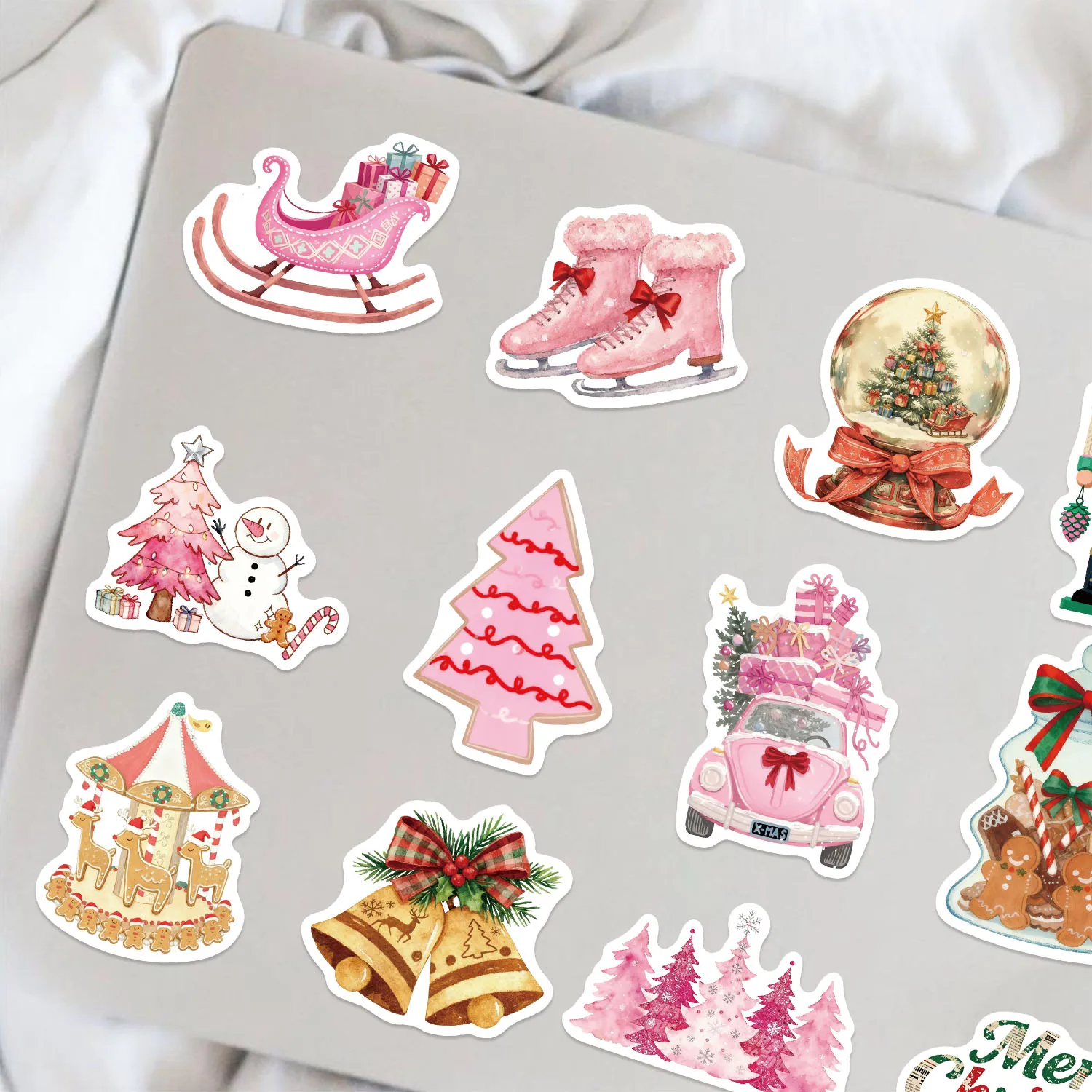 100 ชิ้นสติกเกอร์คริสต์มาสสีชมพูซานตาคลอสเทศกาลฉลองปีใหม่เครื่องเขียนที่ใส่ปากกาเด็กสีรางวัล PVC