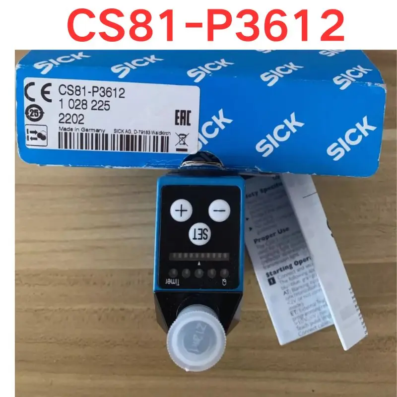 Brand-new SICK color code sensor CS81-P3612