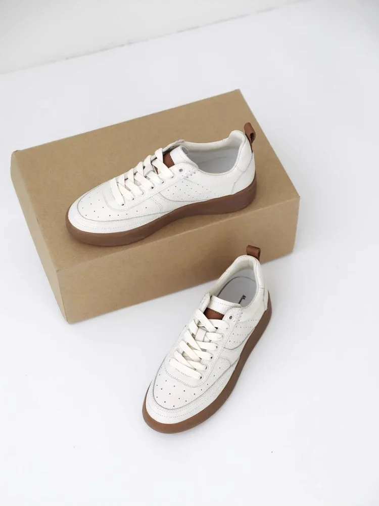 New 2024 Women Fashion Genuine Leather Spring Flat Lacing Shoes Casual Versatile Sneakers Commute Female Chic platform shoes