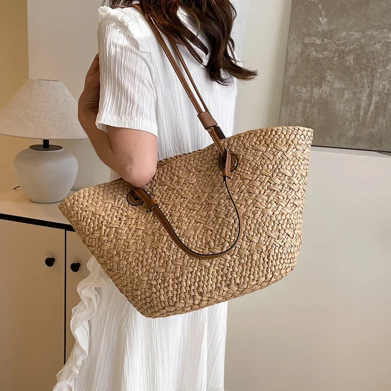 

Summer Wicker Woven Basket Bags Rattan Women Handbags Handmade Summer Beach Straw Tote Bag Designer Shoulder Bag Khaki