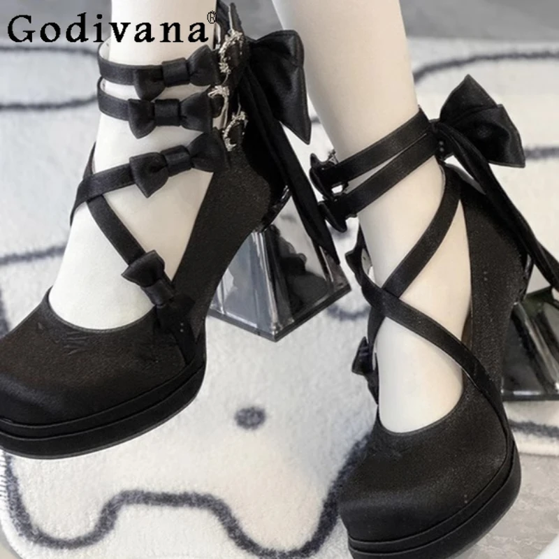 حذاء نسائي حلو بكعب عالٍ حذاء لوليتا أصلي بكعب عالٍ حذاء أنيق للسيدات للربيع والصيف بتصميم فيونكة حذاء ماري جين كوس