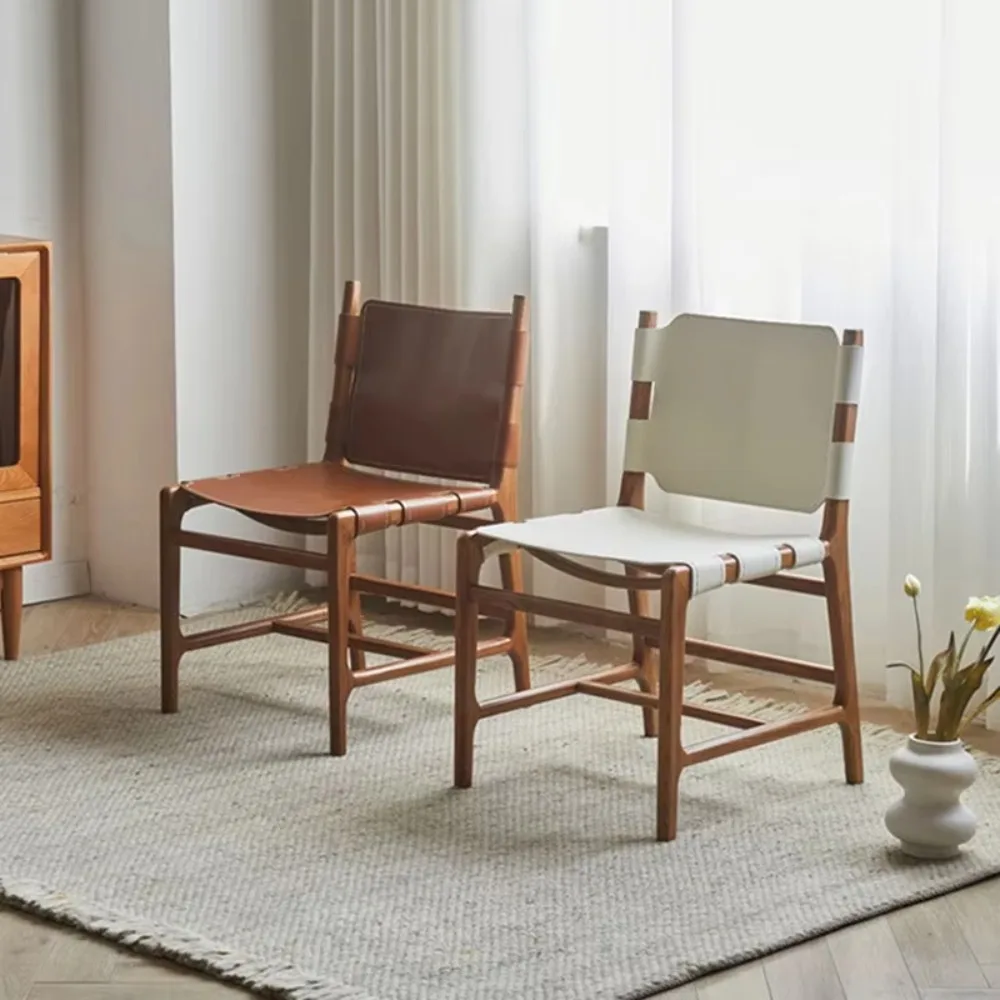 كراسي تناول الطعام الخشبية الصلبة على الطراز الاسكندنافي الياباني، مقهى المطاعم، مقاعد جلدية لتطبيق مدرسي الفندق