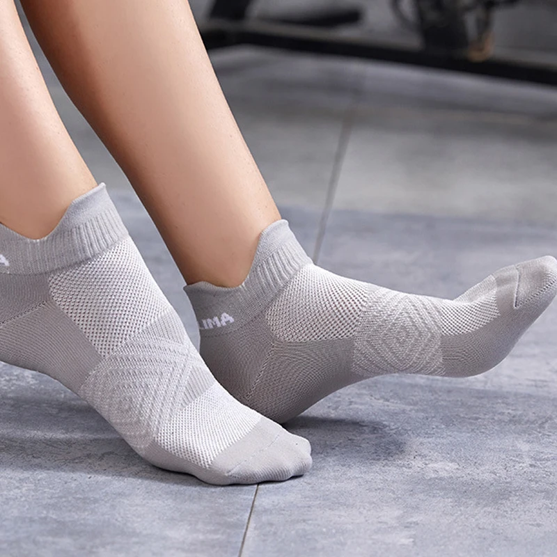 رجل الكاحل طاقم الجوارب الرياضة اللياقة البدنية النايلون شبكة تنفس امتصاص العرق لينة عادية التجفيف السريع في الهواء الطلق السفر الدراجات الجوارب