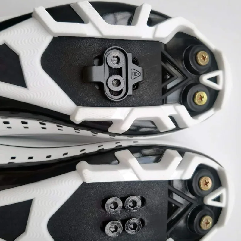 Shimano SH51 SPD Cleats MTB (الدراجة الجبلية) | مجموعة مشابك دواسات متعددة الإصدار لدواسات الدراجة، زوجان من ملحقات أحذية ركوب الدراجات #5
