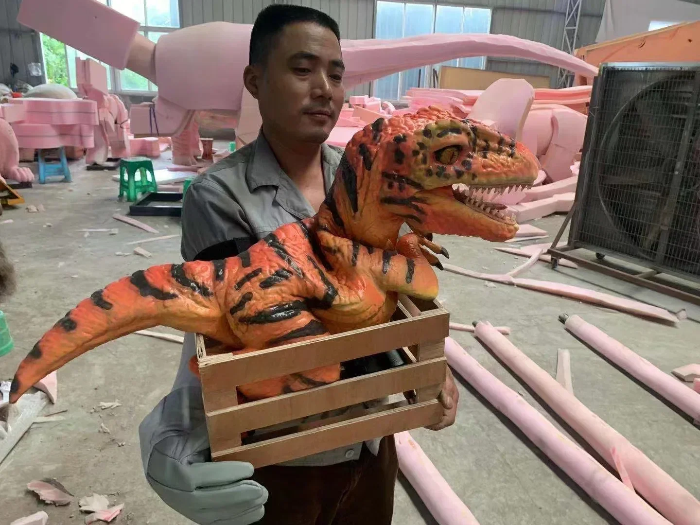 Hand Made Design Dragon Life Size Popular Cosplay Design Dino Performance Costume Dinosaur Puppet Suits Cosplay Dino Suit