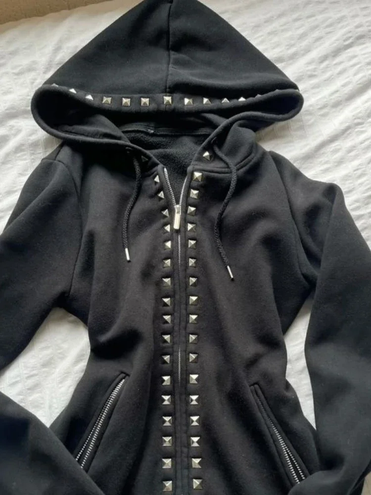 2025 Harajuku Black Rivet Hoodies Women Streetwear Casual Slim Fit ​Hooded Sweatshirt Y2k Aesthetic Vintage Grunge Zipper Hoodie