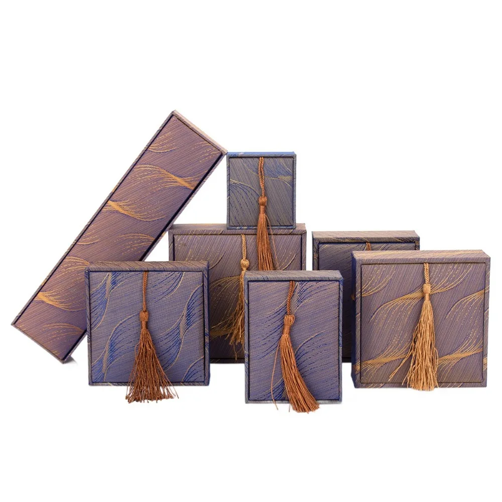 

Fashion Linen Tassel Jewelry Box Rectangular with Fringe Jewelry Display Box Chinese Style Jewelry Packaging Box for Woman