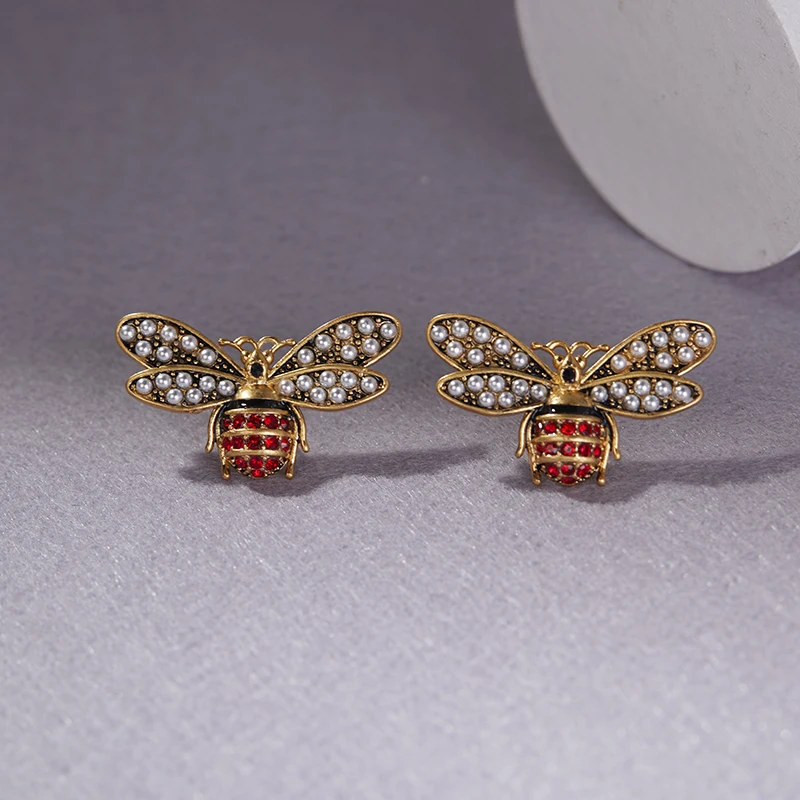 Fraya Vintage Bee Stud Earrings 925 Silver Pin 18K plated gold Prevent Allergy Earring 2024 New Europe And America Fashion