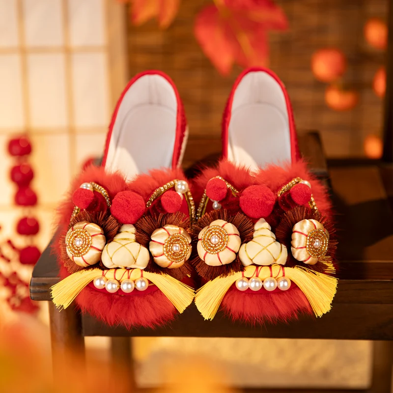 

Handmade Red Non-Heritage Shoes Cloth Female Adult Ethnic Style Multi-Layer Soft Bottom Embroidered New Chinese