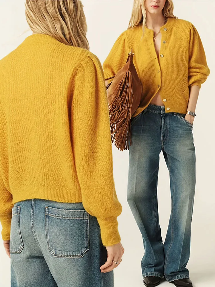 High Quality New Style Gold Button Knitted Cardigan Elegant Fashion Yellow Sweater Young Women All Match Tops Hot Seller Autumn