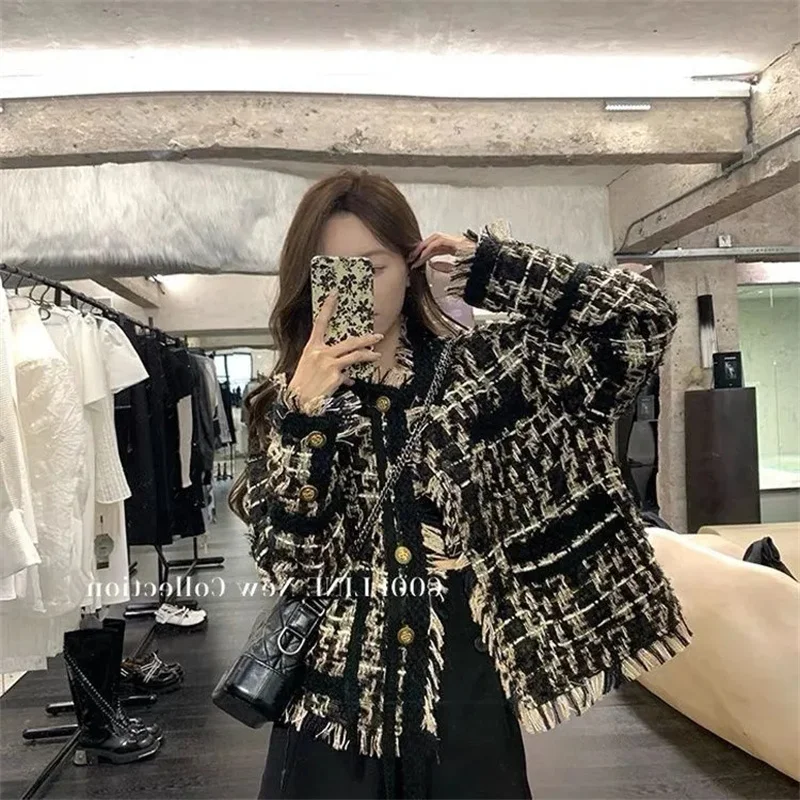 2025 Spring Autumn New Campus Wind Heavy Industry Black Gold Braided Fringe Advanced Sense of Small Fragrant Wind Female Coat