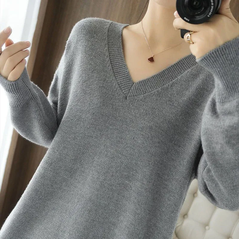 Female Simplicity Solid Color Loose Knitted Pullovers Autumn Winter All-match Long Sleeve V-Neck Midi Sweaters Women\'s Clothing