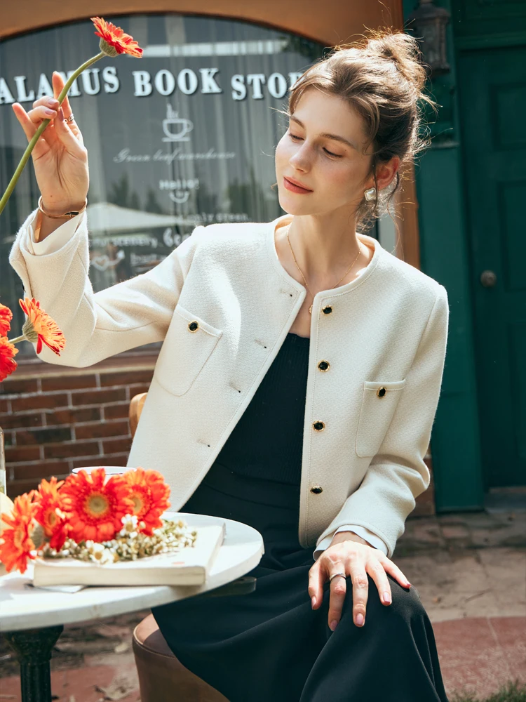 

OLrain Office Lady V-neck Short Coats Elegant Concise Loose Women's Spring 2025 New Fashion Long Sleeves Lapel Tops G24CW8932