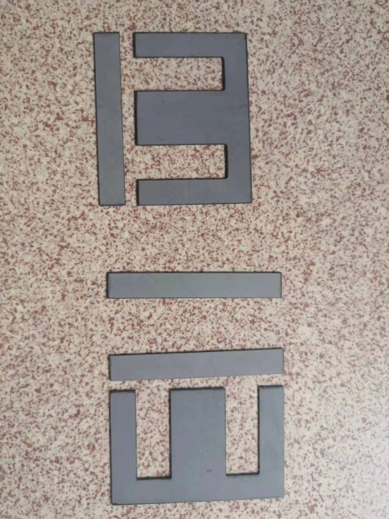 EI35 Z11 Lamiera di acciaio al silicio Lamiera originale orientata in lamiera di acciaio al silicio 0,35 Misurazione dello spessore di corrente/induttanza