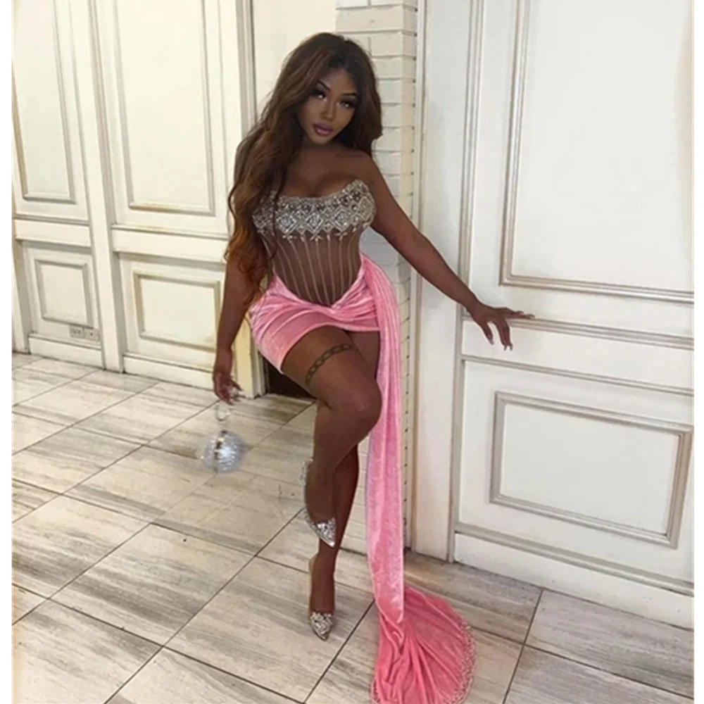 Sexy Velvet Strapless Short Prom Dresses for Black Girls Crystal Beaded Birthday Party Dress Illusion Mini Cocktail Homecoming