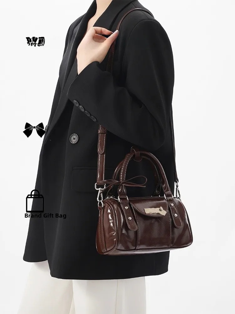 

BEGOOER Original Retro Motorcycle Style Bowling Bag Women's Spring New Caramel Boston Handheld Crossbody Bag Sweet Cool Style