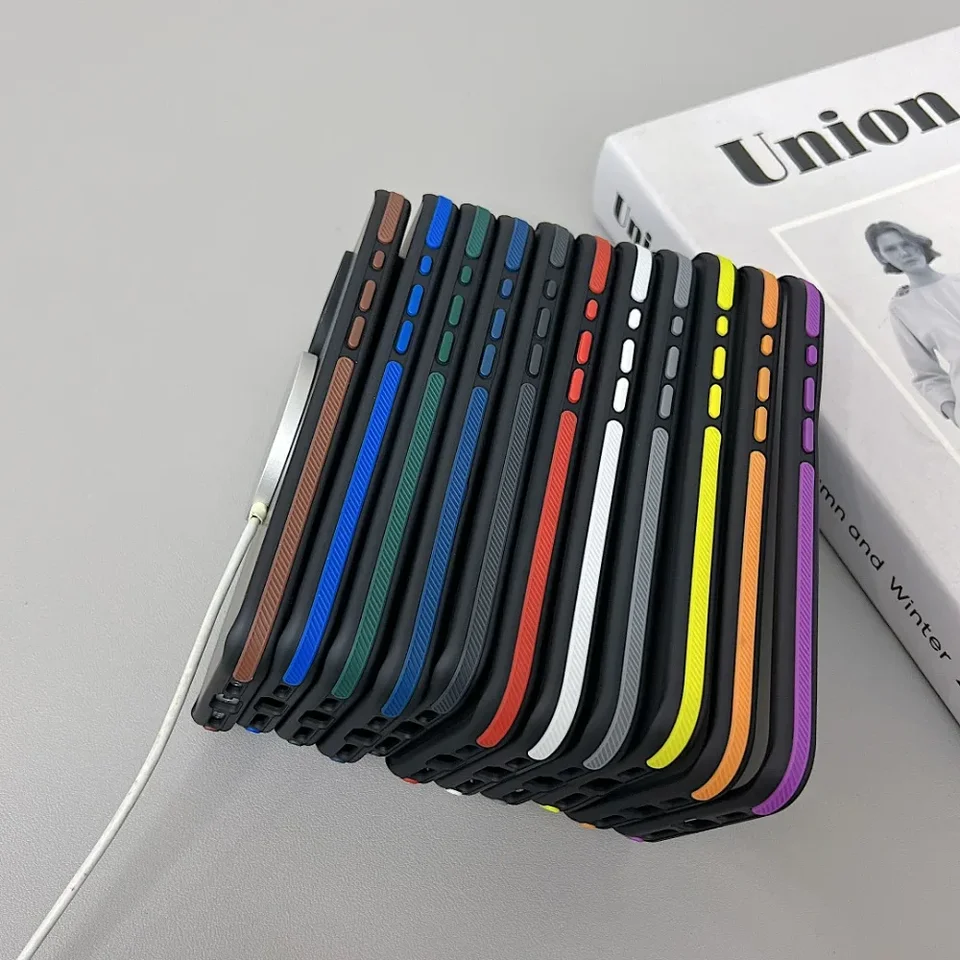 Funda magnética de lujo mate translúcida a prueba de golpes para iPhone 11 12 13 14 15 16 17 ProMax, para carga inalámbrica Magsafe 5