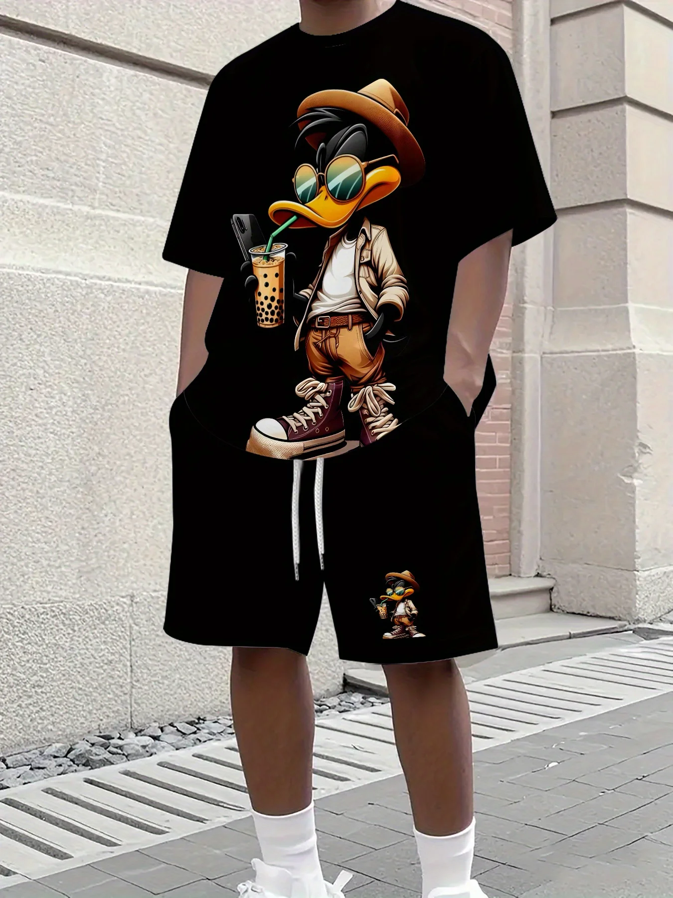 Set Pakaian Kasual Musim Panas Pria Kaos Grafis Donald Duck World Celana Pendek Pakaian Kasual Desain Cetak Lucu Set Tracksuit