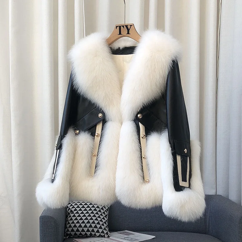 2023 New Whole Leather Imitation Fox Fur Color Contrast Fur Coat for Women's Short New Color Contrast Down Coat