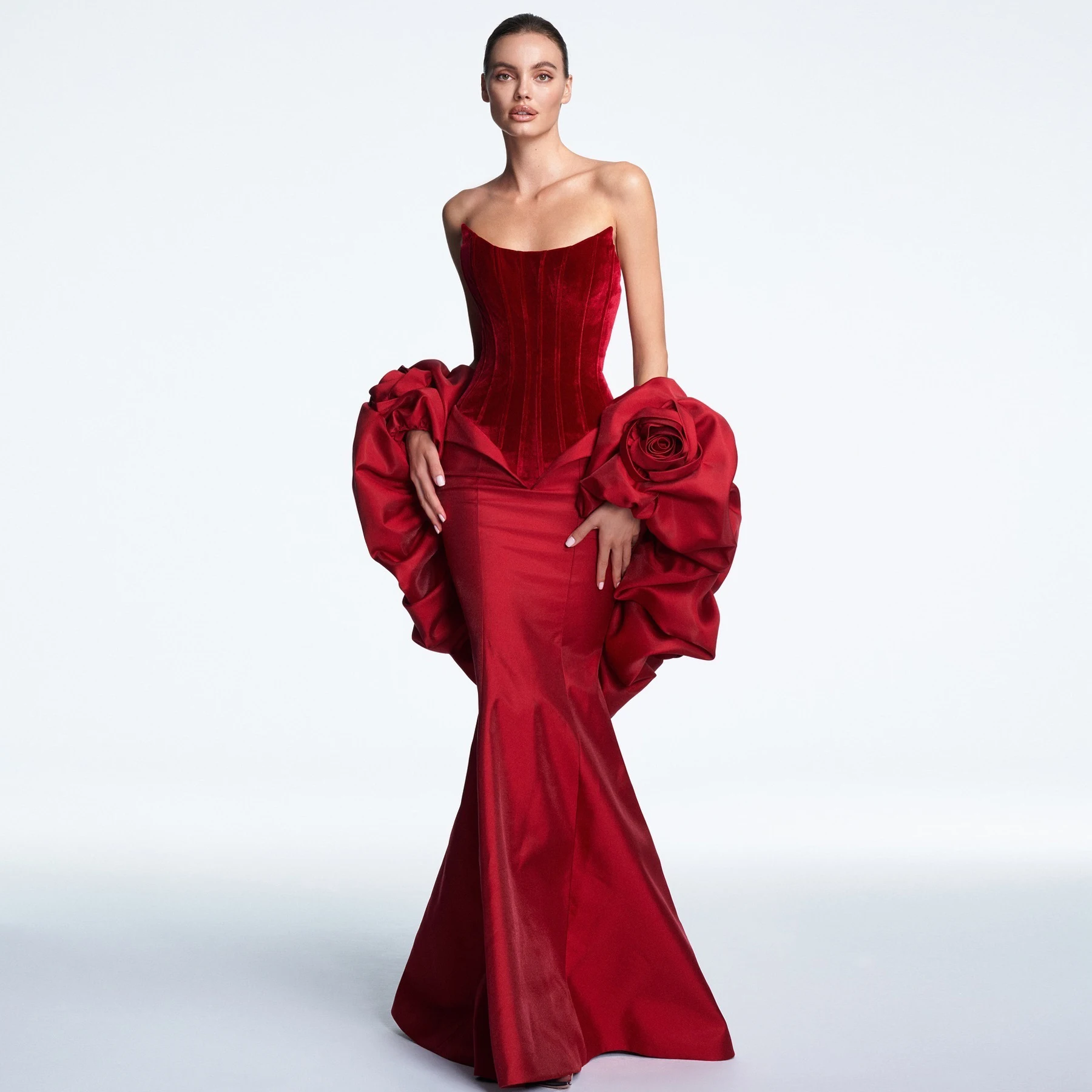 Robe de Soirée de Forme Sirène Rouge avec Fleurs de Rose, Tenue de Bal Formelle, Sans Bretelles, à Volants, Cape, Châle, 2025