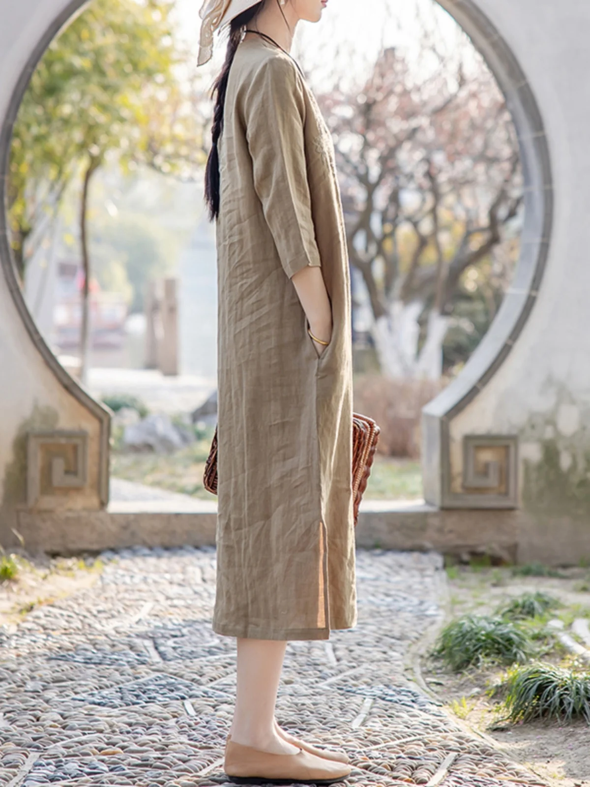 

Высококачественная хлопково-льняная юбка-миди в стиле ретро с вышивкой, летняя женская утягивающая юбка трапециевидной формы больших размеров, повседневная одежда