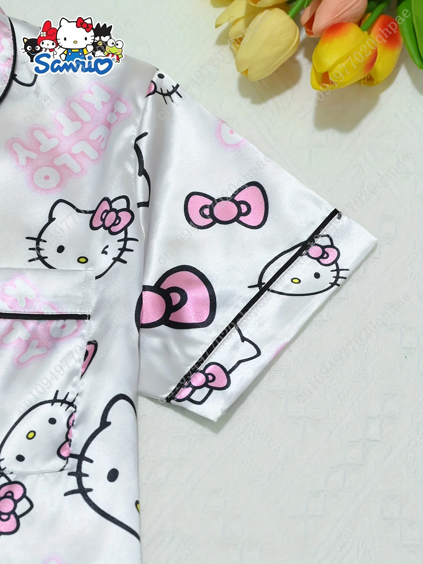Sanrio HELLO KITTY Printed Pajamas Two Piece Set 1pc Top 1 Shorts Lapel Buttoned Cardigan Home Suit Soft Pj Set view 5
