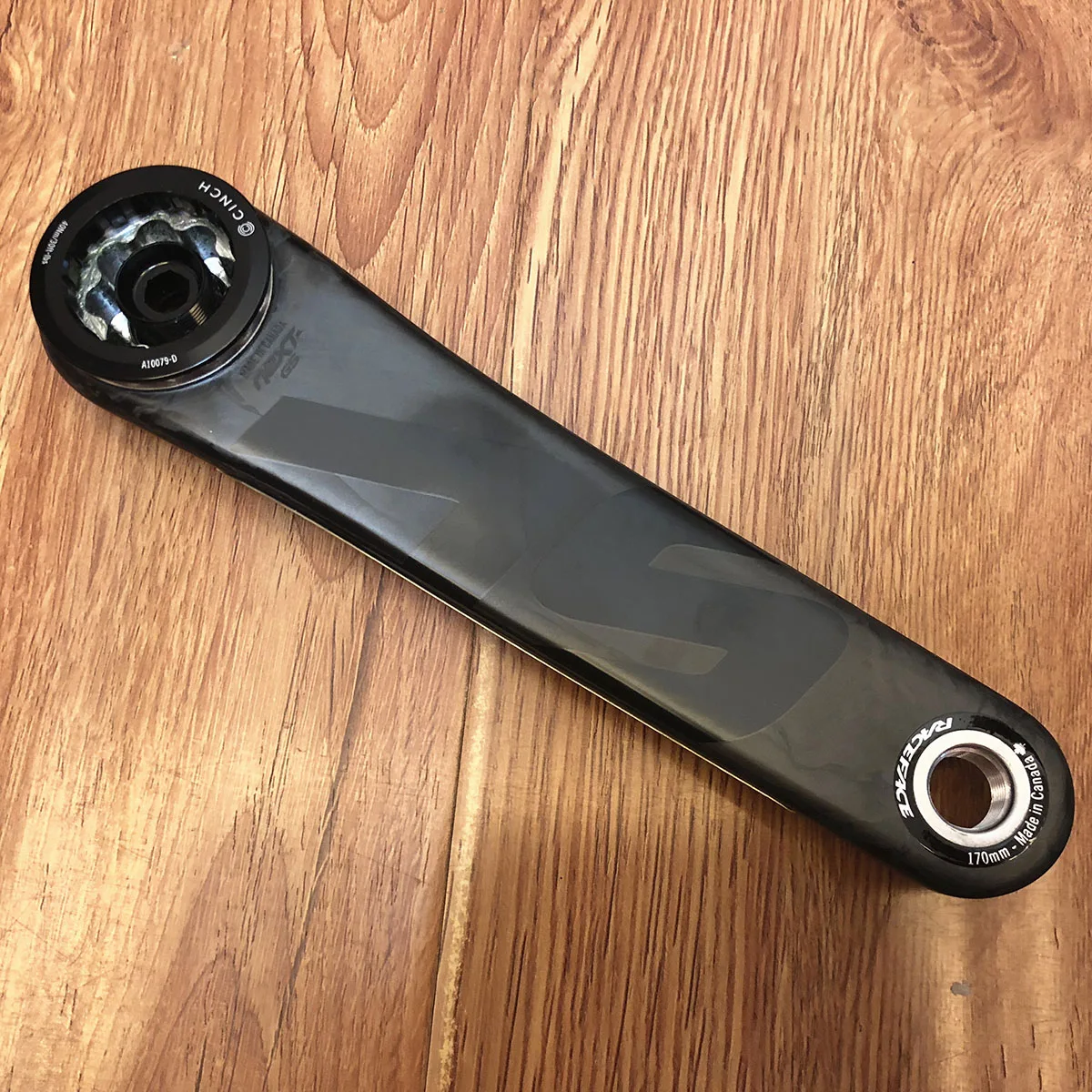 RACEFACE Next SL Crankset UD Carbon Crank Arm Material 7075 Aluminum Axle Material 170mm, 175mm Available Arm Lengths