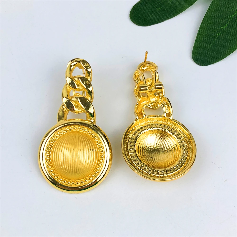 Thumbnail 3 - #69 Gold-Plated Necklaces Comparison Guide