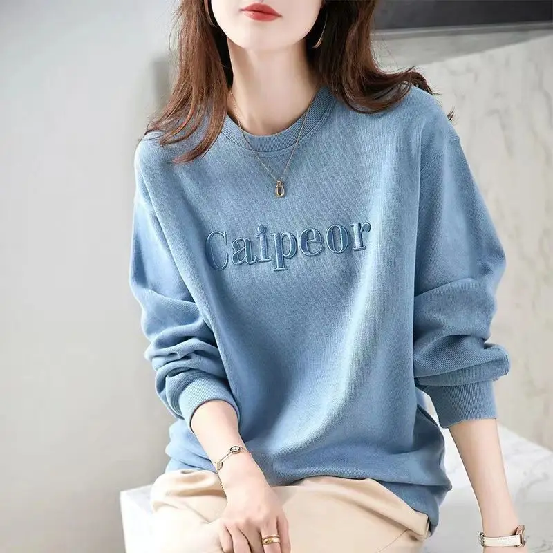 Embroidered Round Neck Hoodie for Women Loose and Versatile Simple Embroidered Long Sleeved Casual Top Trendy