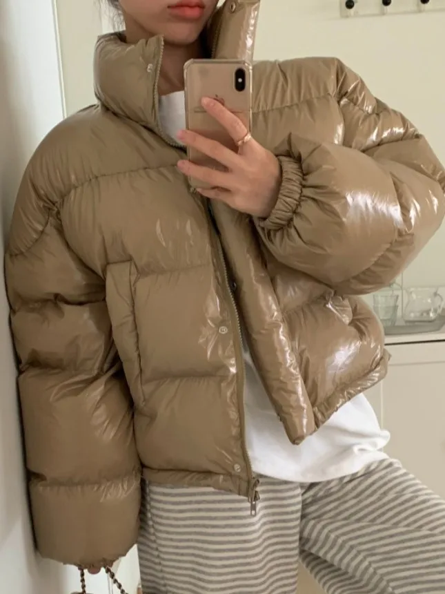

Winter Women's Short Cotton Jacket Zipper Stand Collar Hand Placed Warm Glossy Surface Fitted Coat Female Cold Proof Outerwear