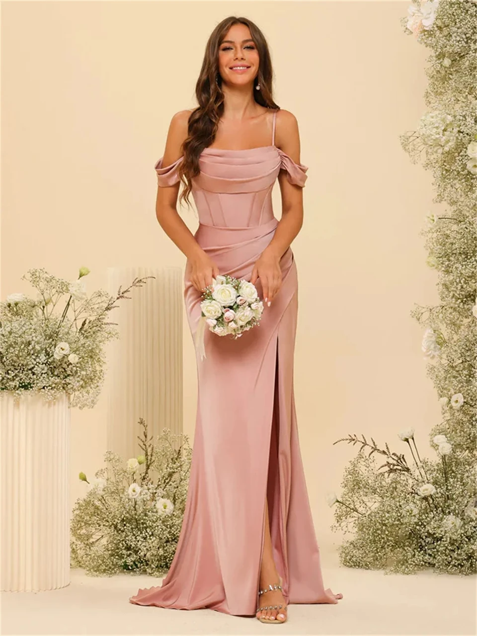 Robe de Soirée Formelle Personnalisée, Col Bateau, Bretelles Spaghetti, Décolmétrage, Fente Haute, Balayage, Traîne, Bal, 2024