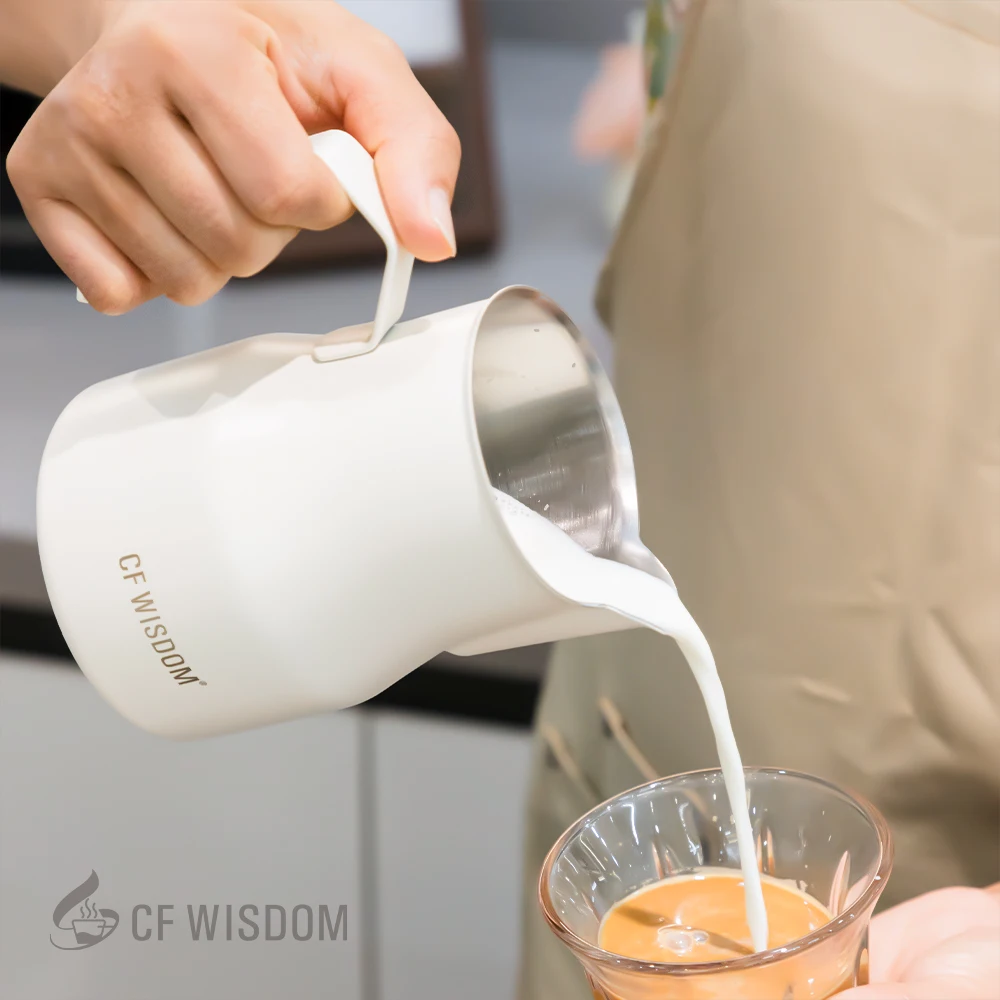

CF Wisdom Milk Container, Coffee Container, Espresso Cup, Stainless Steel, Semi-Closed Handle, Coffee Container 420ML