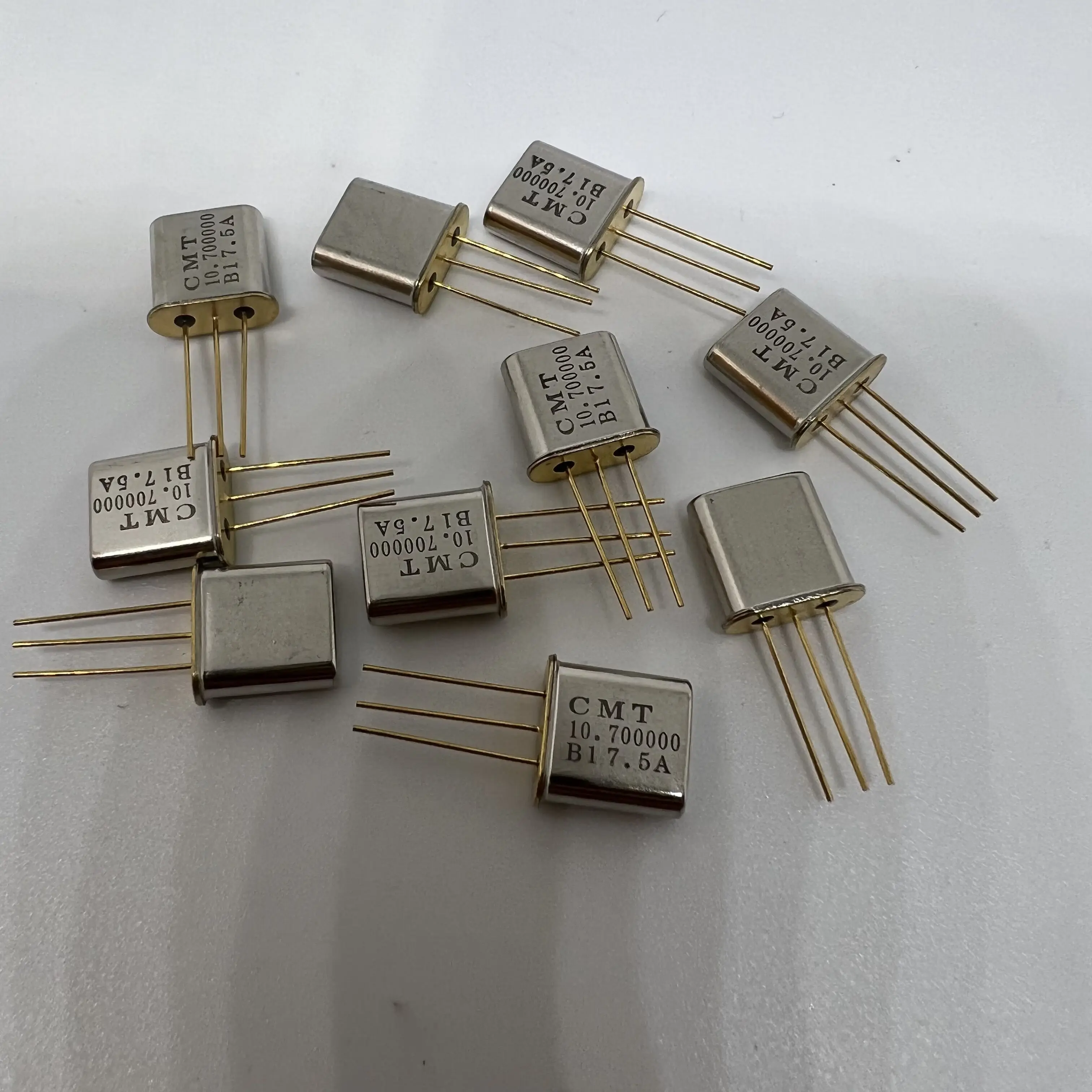 10PCS/LOT 10.7MHZ crystal filter 10M15A HC-49T 3dB+-7.5KHZ quartz crystal oscillator