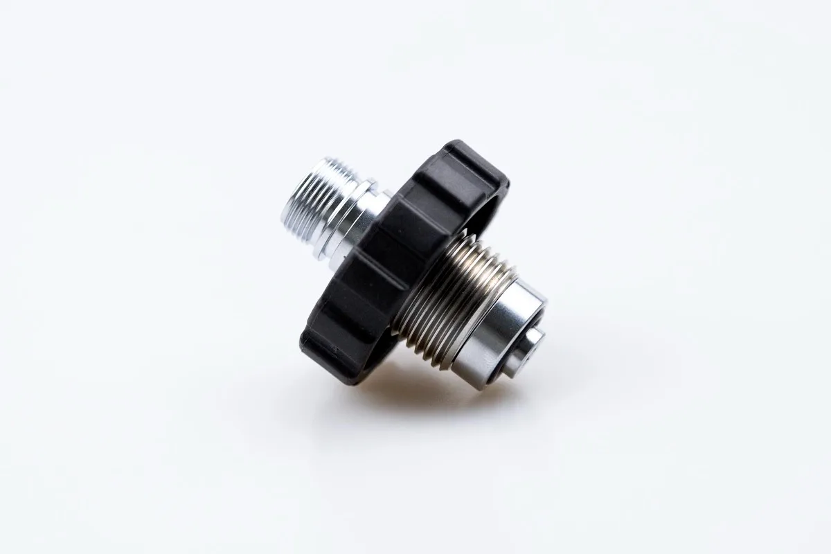 accesorios-para-regulador-de-respiracion-submarina-mk25-mk2-h75p-yoke-a-din-300-bar