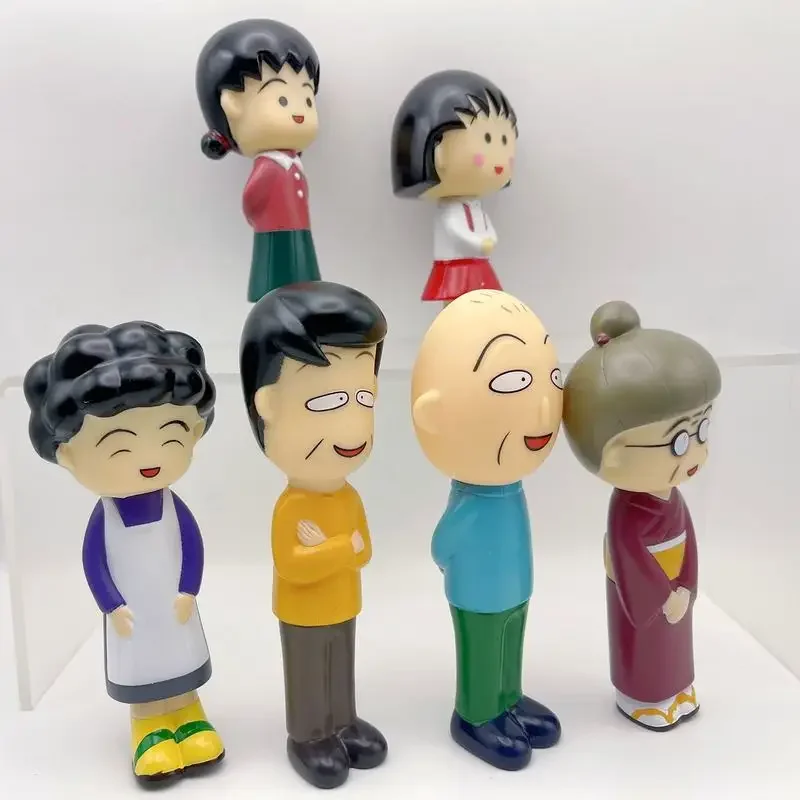 Anime Chibi Maruko Chan Dad Mother Family Pvc Action Figures bambole modelli di cartoni animati regali studenti Kawaii Hobby Toys ornamenti