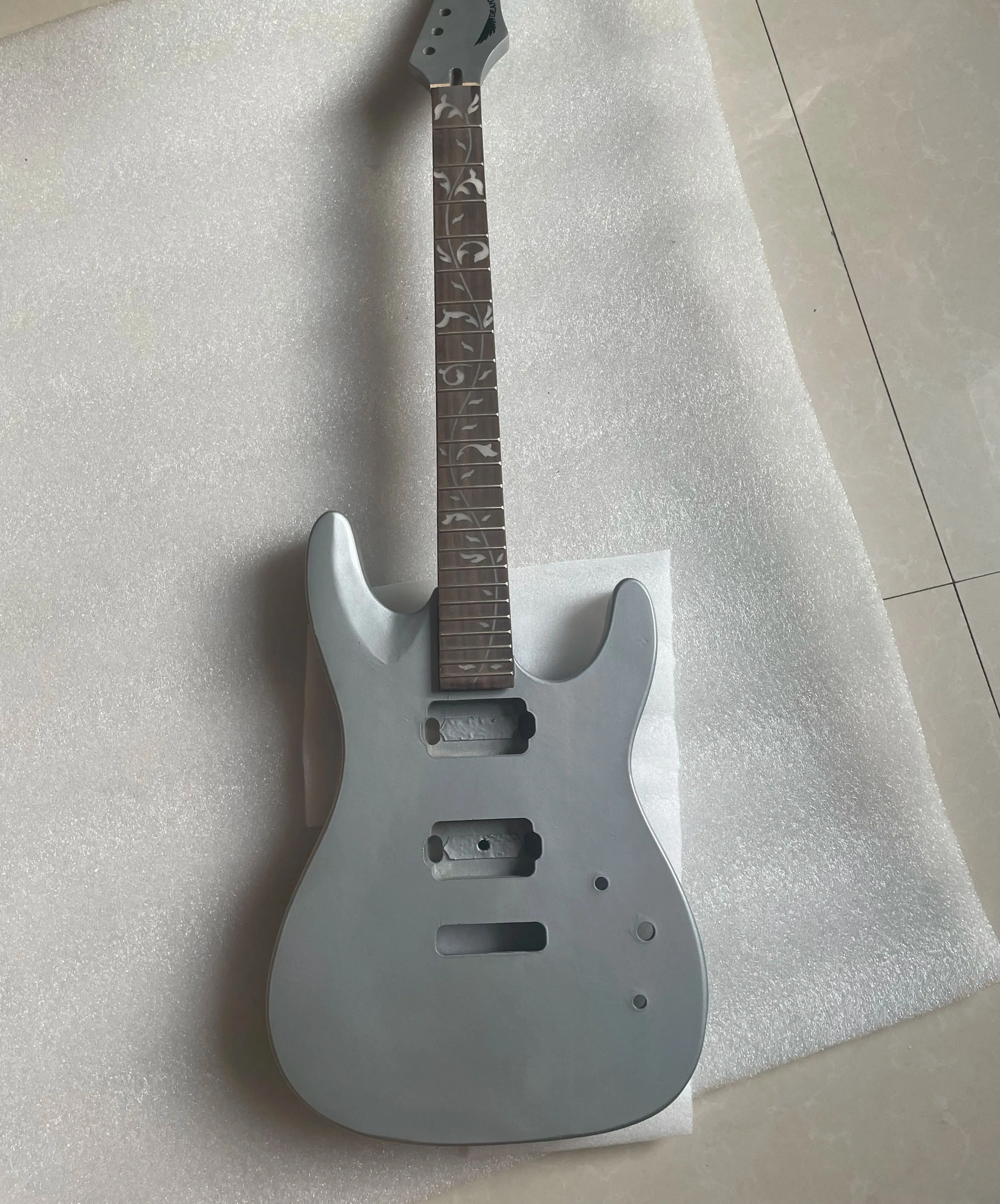Estoque slat defective guitarra elétrica corpo e pescoço basswood barril maple jacarandá pescoço fotos reais apenas um corpo & pescoço da guitarra