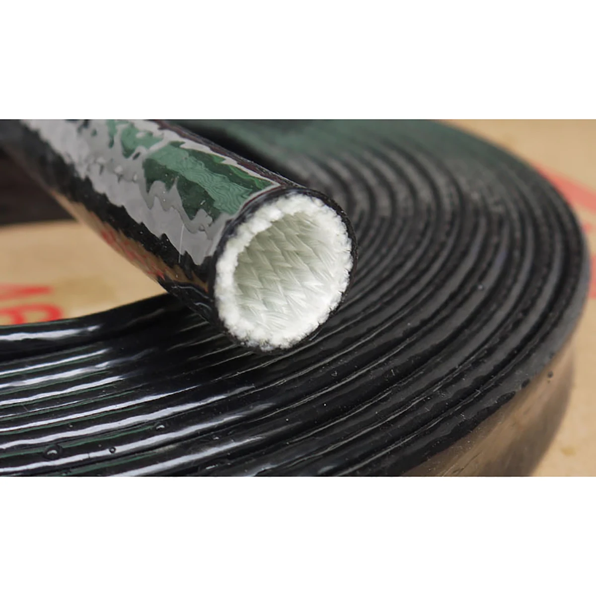 Black 4mm~100mm High Temperature Resistant Fiberglass Tube Silicone Resin Coated Glass Fiber Braided Fireproof Sleeve