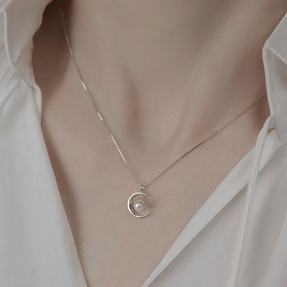 

Planet Moon Necklace Birthday for Women Necklaces Pendant Trendy Fashion Personality Woman Dainty