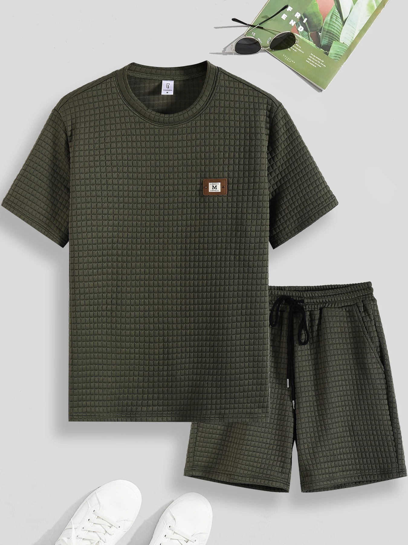 

Men's Waffle Crew Neck T-Shirt & Shorts Set Summer Loose Casual Sports 2 Piece Outfit