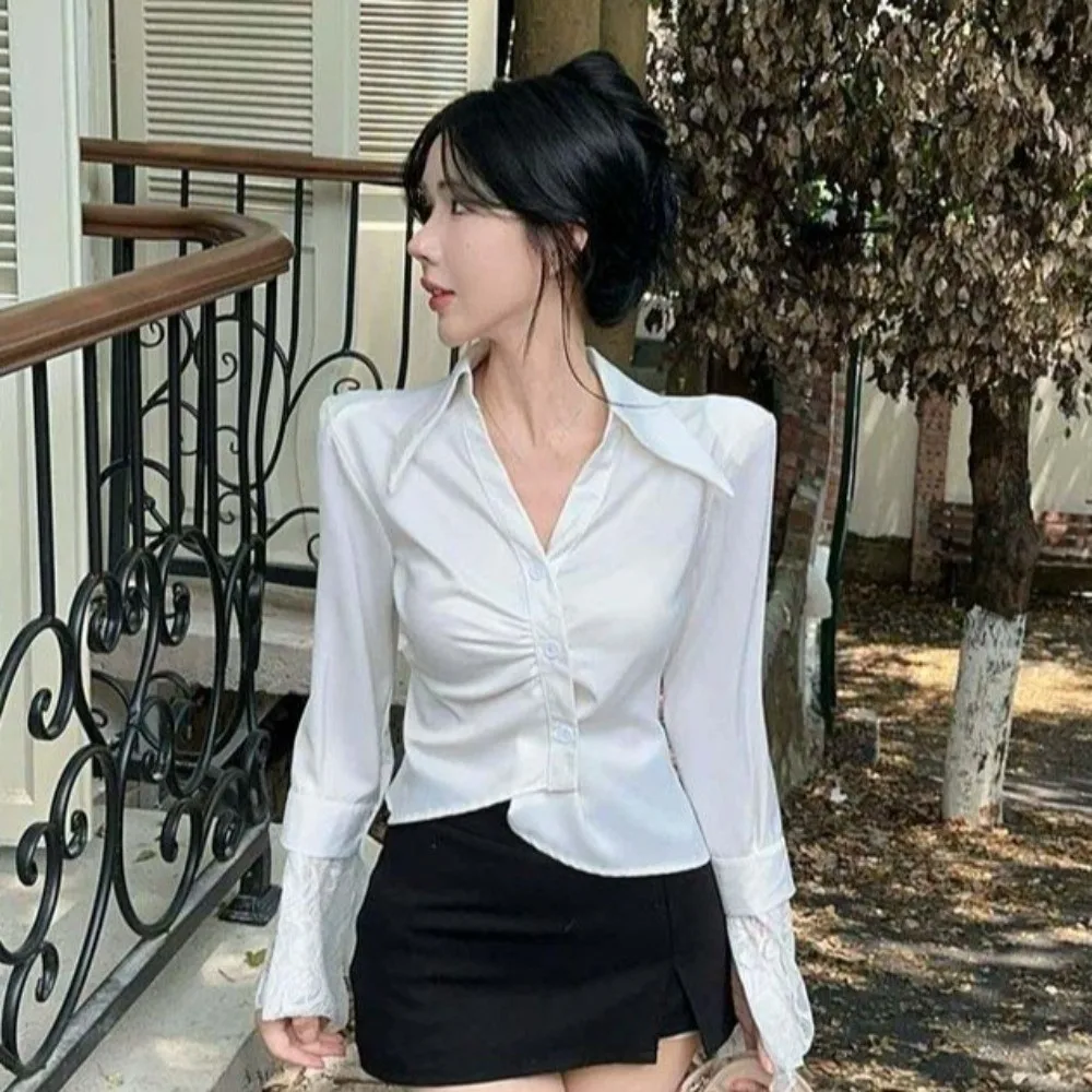 قمصان بأكمام طويلة من الدانتيل برقبة على شكل حرف V ملابس قصيرة ضيقة من الدانتيل بأكمام على الطراز الكوري بلوزة بأزرار حتى ملابس الشارع الشهير قمصان بأزرار ضيقة #3