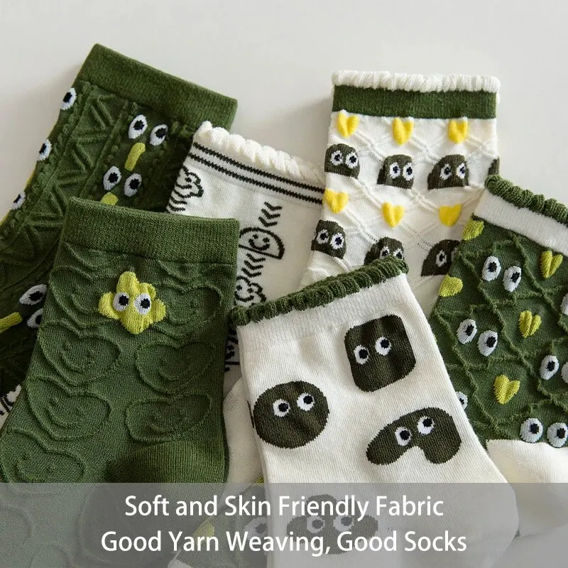 5 Pairs of Women\'s Spring and Summer Four-season Green Fun Eyes Personalized Cartoon Comfortable Mid-calf Socks