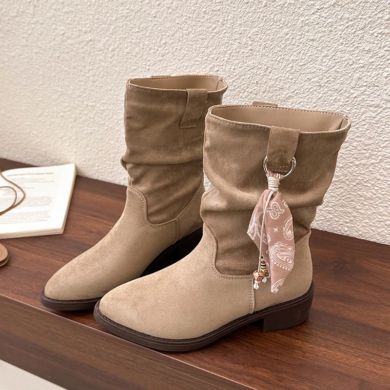 Retro Pile of Mid-leg Boots for Women 2026 Autumn and Winter New Pointed Toe Versatile Block Heel Shoes